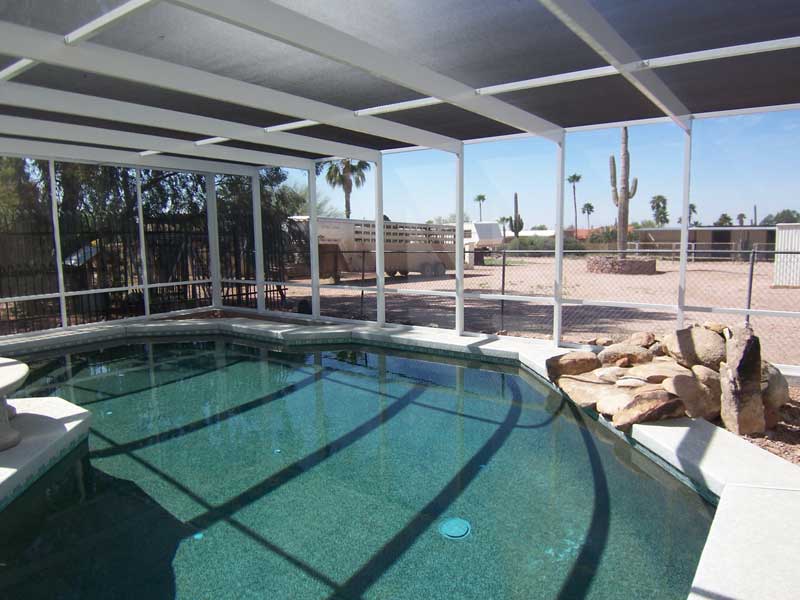 "Keep Your Pool Clean: Discover the Benefits of Arizona Rooms"